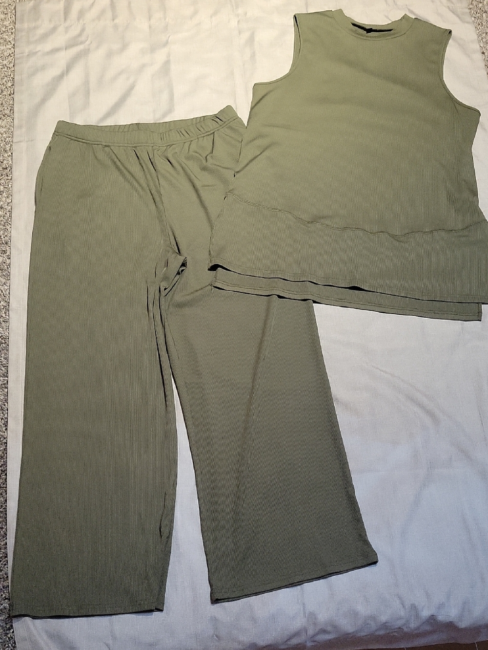 Olive Green Ribbed Two-Piece Lounge Set